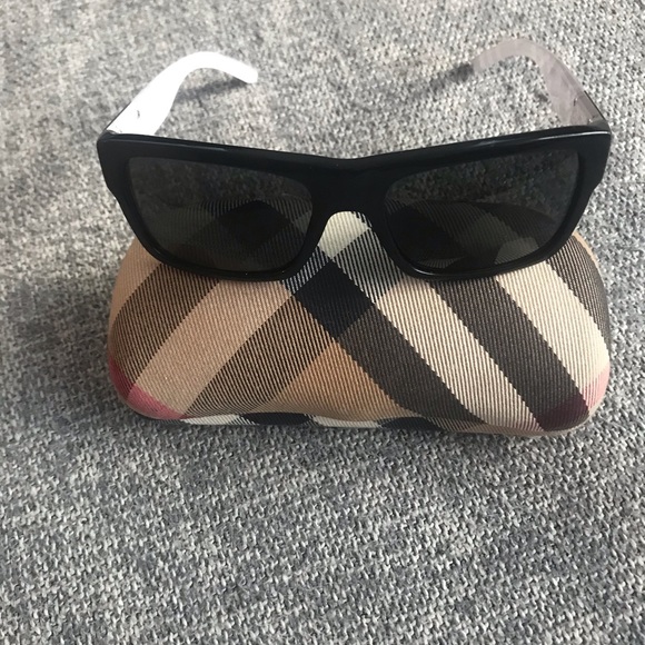 Burberry Other - Burberry Men’s Sunglasses